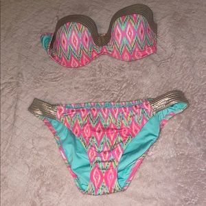 2-Piece Swimsuit NEW Large